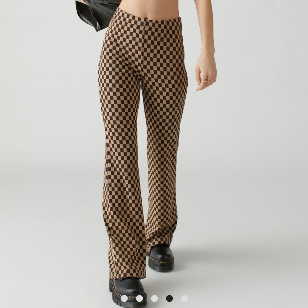 NWT urban outfitters bryn pull on flare pant/leggings brown checkered pattern XS